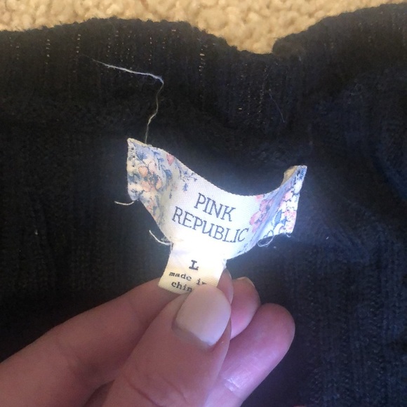 Pink Republic black sweater size large - Picture 3 of 4